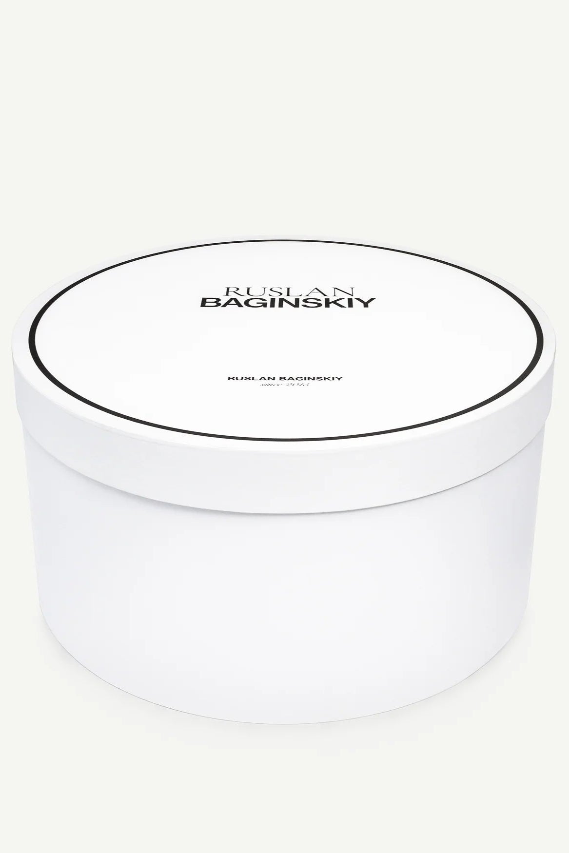 Hat Box, Size M in White